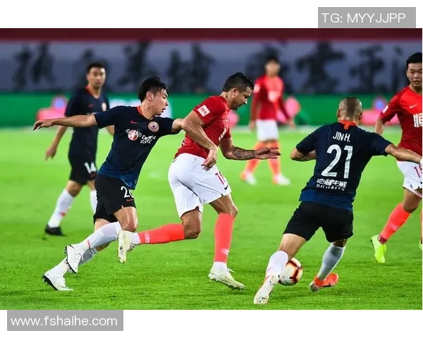 武汉足球队以56分领跑冠军赛积分榜展现强劲实力